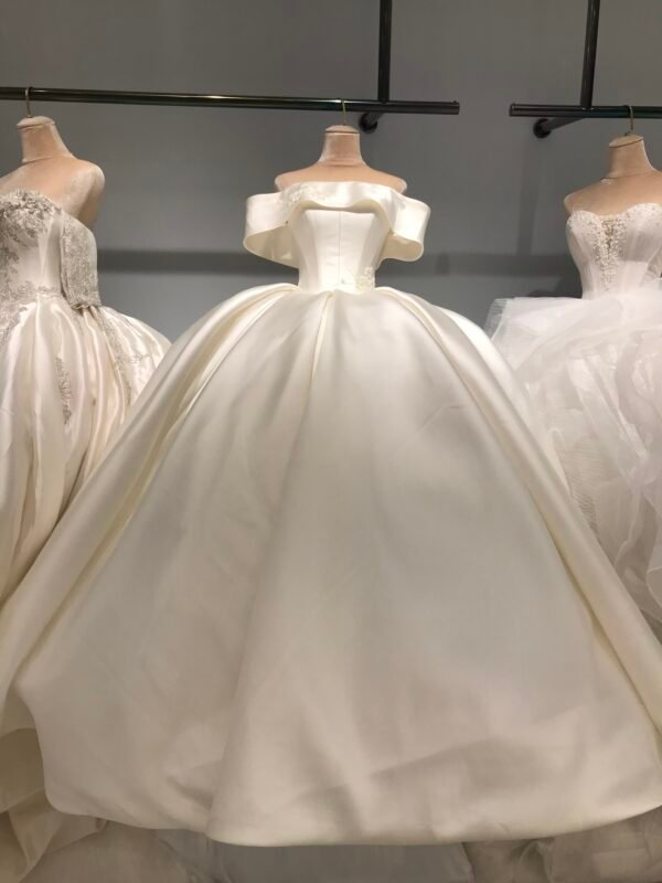 Kisswhite LTT Luxury Collection Off The Shoulder Long Tail Satin Elegant Wedding Dresses